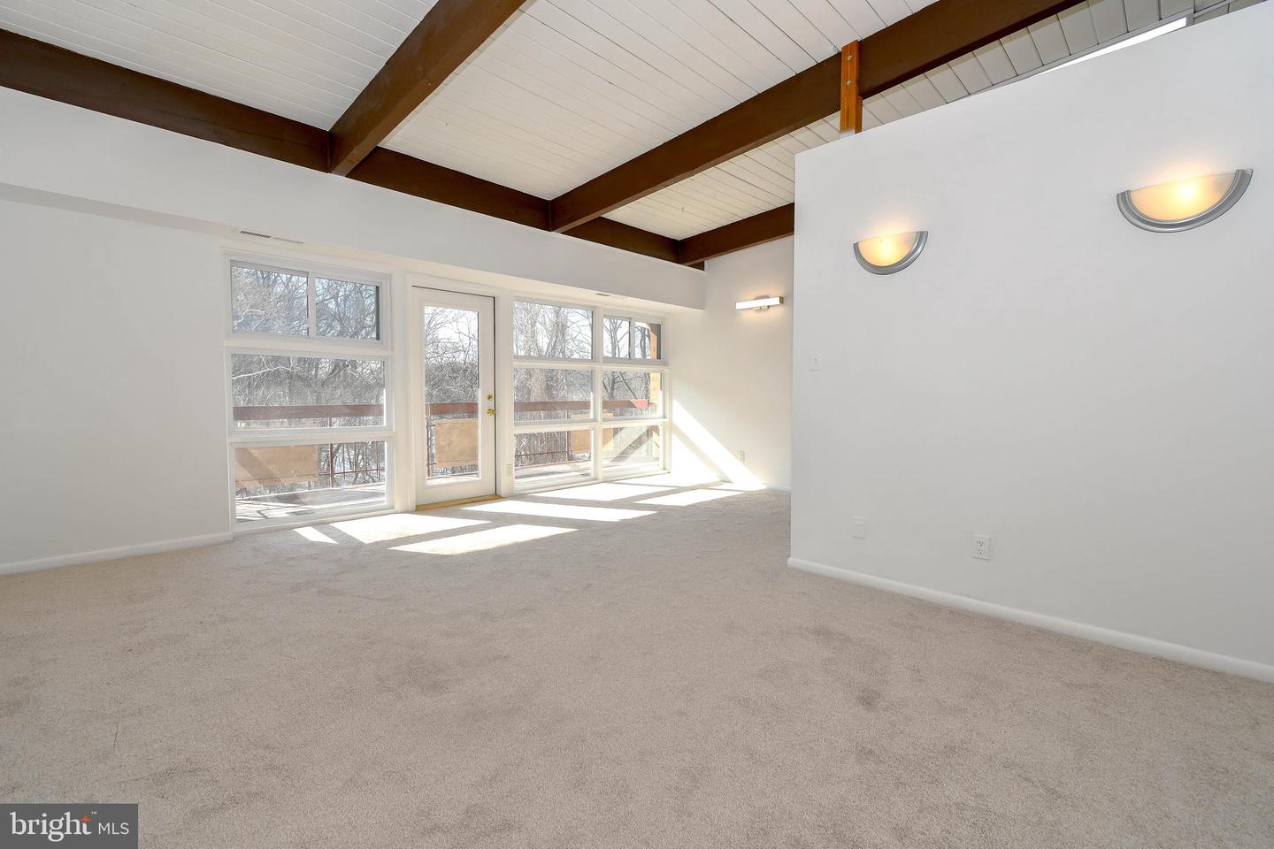 4267 AMERICANA DR #203, ANNANDALE, Virginia 22003, 2 Bedrooms Bedrooms, ,1 BathroomBathrooms,Residential,For sale,4267 AMERICANA DR #203,VAFX2286104 MLS # VAFX2286104