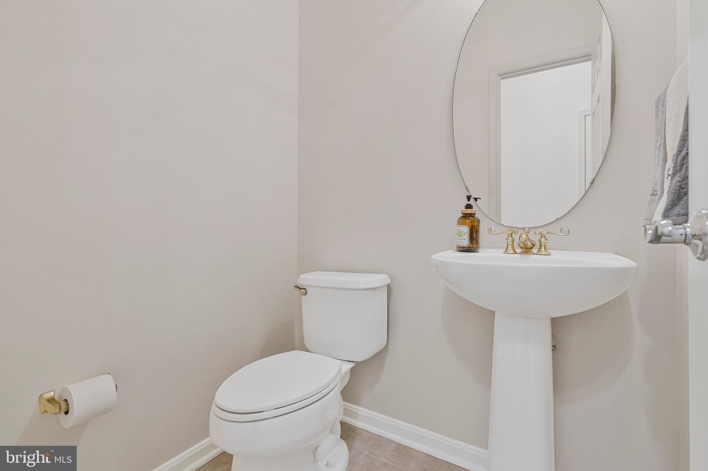 18534 TYRRELL CT, LEESBURG, Virginia 20176, 5 Bedrooms Bedrooms, ,3 BathroomsBathrooms,Residential,For sale,18534 TYRRELL CT,VALO2114344 MLS # VALO2114344 18534 TYRRELL CT, LEESBURG, Virginia 20176, 5 Bedrooms Bedrooms, ,3 BathroomsBathrooms,Residential,For sale,18534 TYRRELL CT,VALO2114344 MLS # VALO2114344