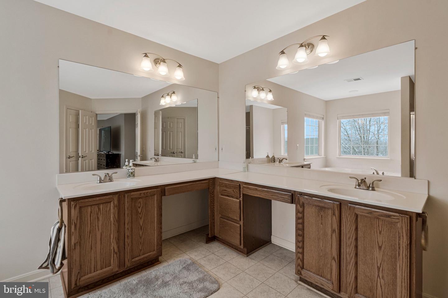 18534 TYRRELL CT, LEESBURG, Virginia 20176, 5 Bedrooms Bedrooms, ,3 BathroomsBathrooms,Residential,For sale,18534 TYRRELL CT,VALO2114344 MLS # VALO2114344 18534 TYRRELL CT, LEESBURG, Virginia 20176, 5 Bedrooms Bedrooms, ,3 BathroomsBathrooms,Residential,For sale,18534 TYRRELL CT,VALO2114344 MLS # VALO2114344