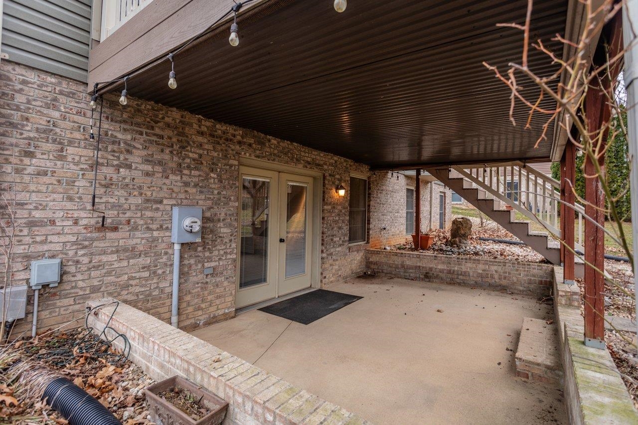 4039 CANNERY WOODS DR, BRIDGEWATER, Virginia 22812, 4 Bedrooms Bedrooms, ,3 BathroomsBathrooms,Residential,4 Bedrooms - 3.5 Baths - Finished Walkout Basement,4039 CANNERY WOODS DR,673868 MLS # 673868