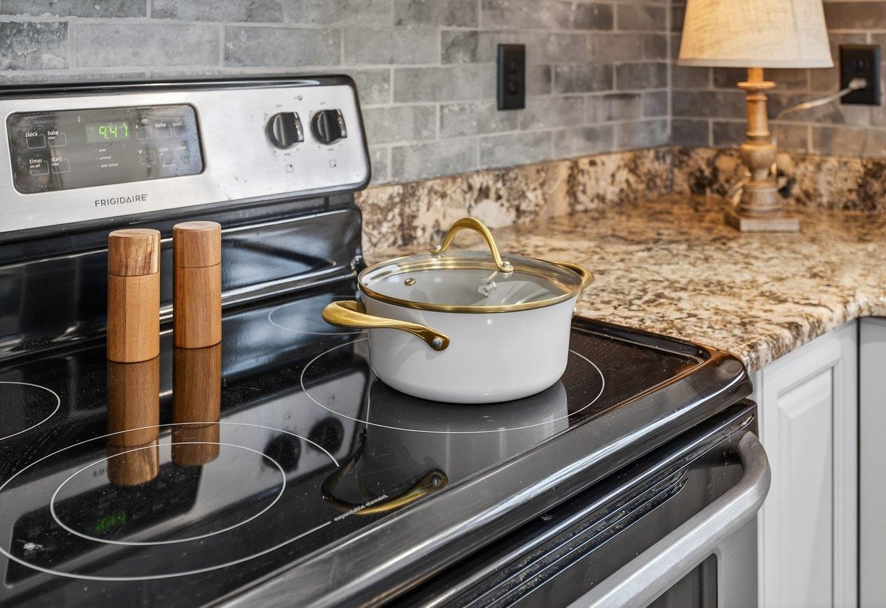 4039 CANNERY WOODS DR, BRIDGEWATER, Virginia 22812, 4 Bedrooms Bedrooms, ,3 BathroomsBathrooms,Residential,4 Bedrooms - 3.5 Baths - Finished Walkout Basement,4039 CANNERY WOODS DR,673868 MLS # 673868