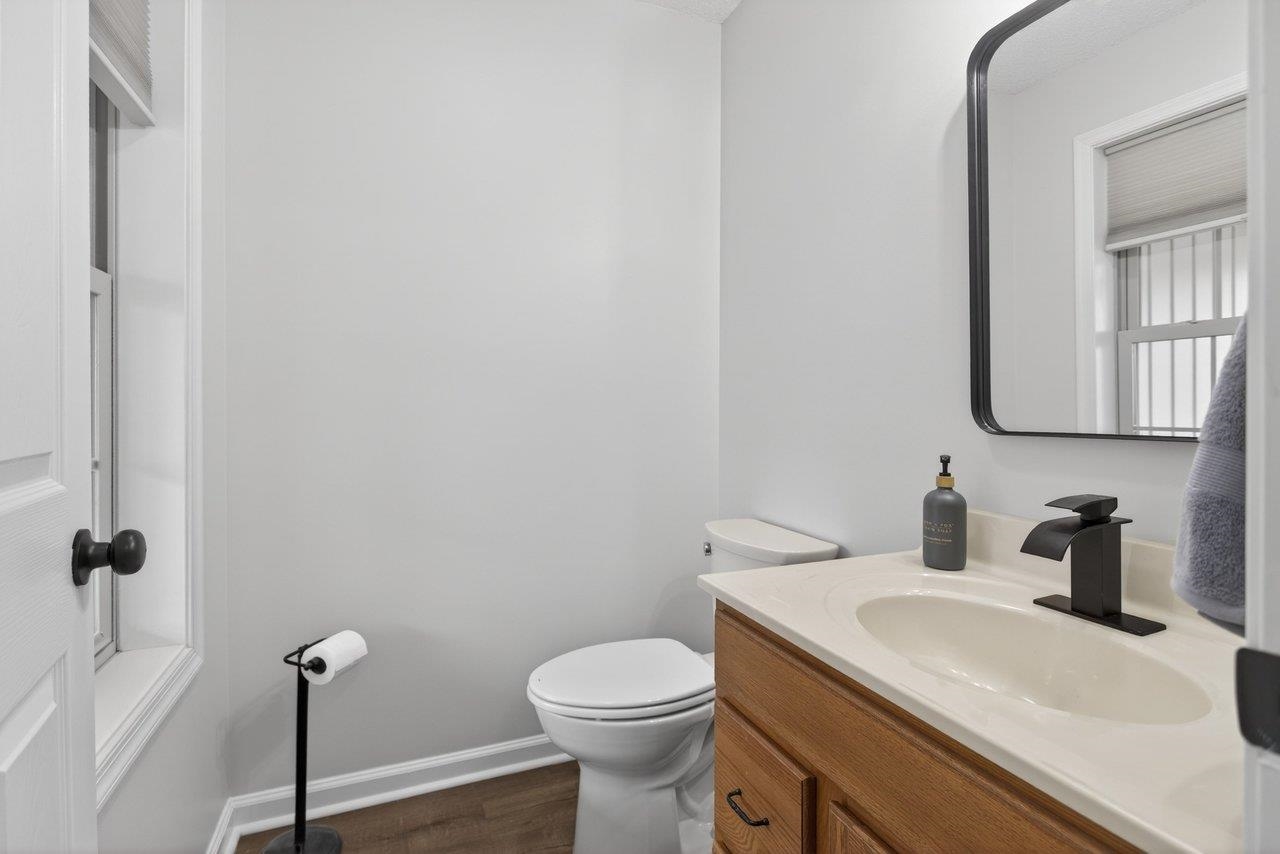 *updated faucet, mirror and light fixture