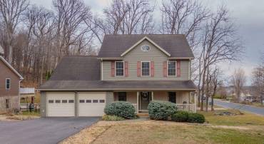 *3,057 sq ft of living space