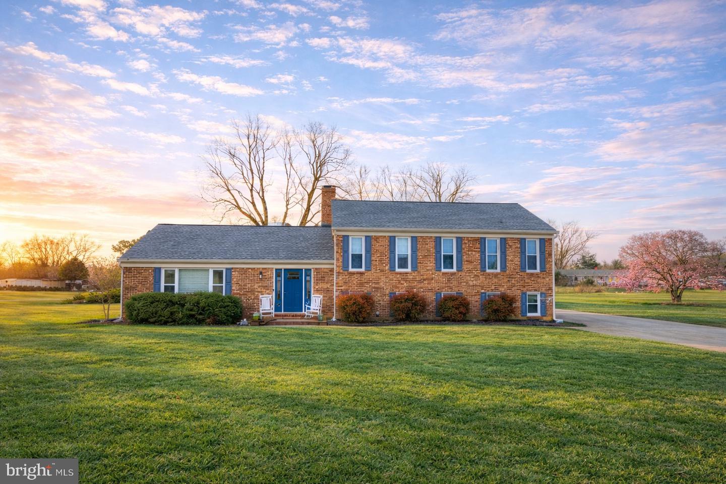 7910 GUY DR, MANASSAS, Virginia 20111, 4 Bedrooms Bedrooms, ,2 BathroomsBathrooms,Residential,For sale,7910 GUY DR,VAPW2111376 MLS # VAPW2111376