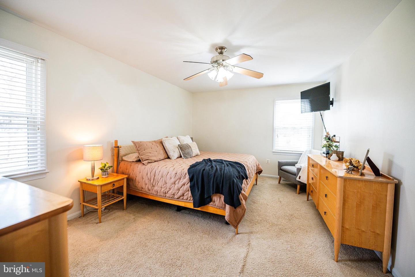 7910 GUY DR, MANASSAS, Virginia 20111, 4 Bedrooms Bedrooms, ,2 BathroomsBathrooms,Residential,For sale,7910 GUY DR,VAPW2111376 MLS # VAPW2111376