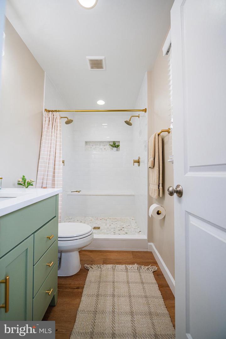 7910 GUY DR, MANASSAS, Virginia 20111, 4 Bedrooms Bedrooms, ,2 BathroomsBathrooms,Residential,For sale,7910 GUY DR,VAPW2111376 MLS # VAPW2111376