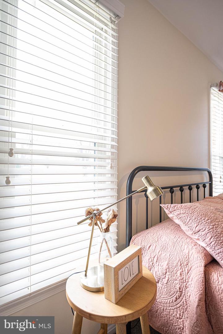 7910 GUY DR, MANASSAS, Virginia 20111, 4 Bedrooms Bedrooms, ,2 BathroomsBathrooms,Residential,For sale,7910 GUY DR,VAPW2111376 MLS # VAPW2111376