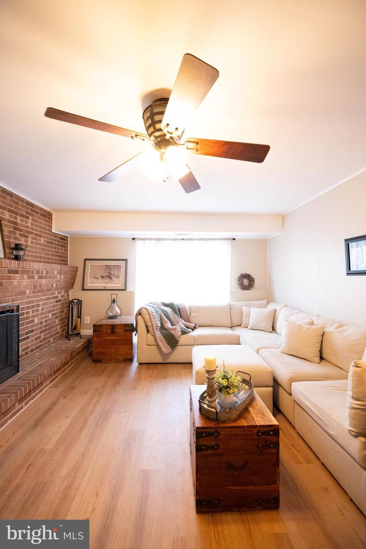 7910 GUY DR, MANASSAS, Virginia 20111, 4 Bedrooms Bedrooms, ,2 BathroomsBathrooms,Residential,For sale,7910 GUY DR,VAPW2111376 MLS # VAPW2111376