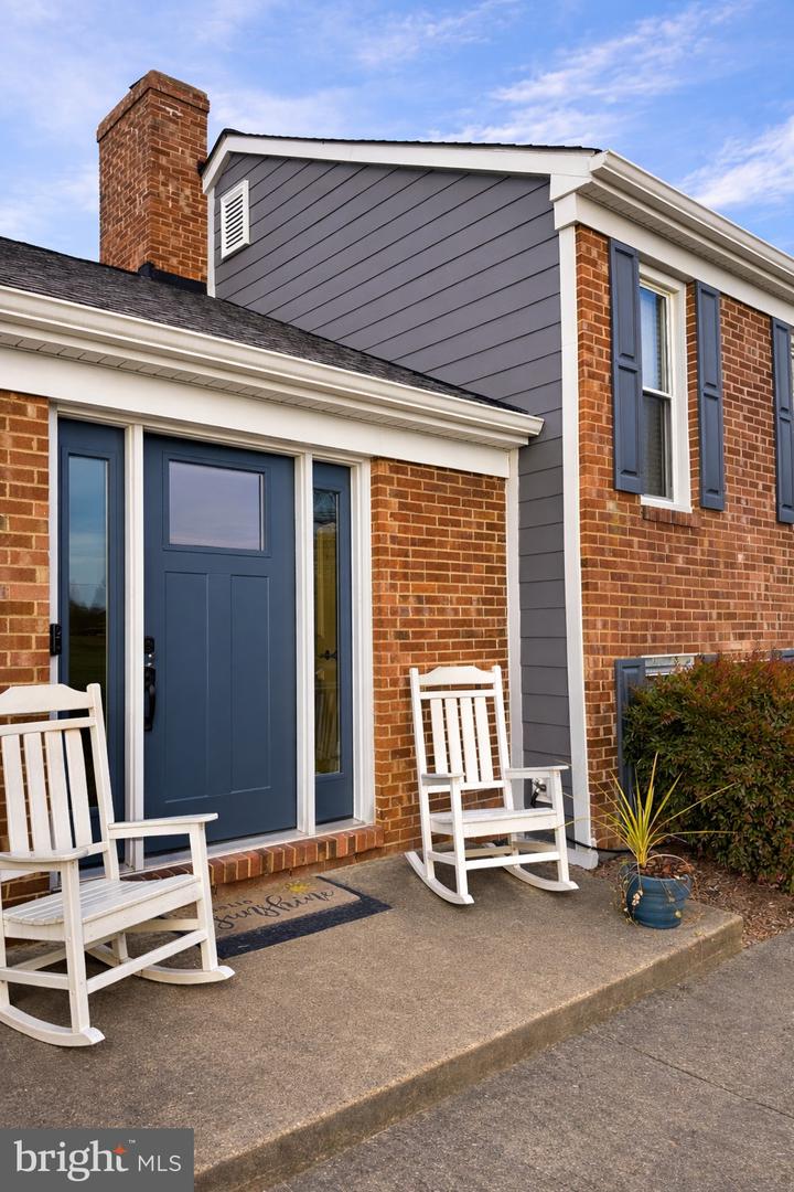 7910 GUY DR, MANASSAS, Virginia 20111, 4 Bedrooms Bedrooms, ,2 BathroomsBathrooms,Residential,For sale,7910 GUY DR,VAPW2111376 MLS # VAPW2111376