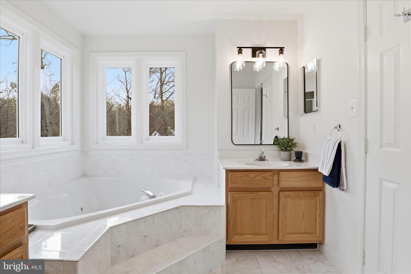 11021 WINDING BROOK CT, MANASSAS, Virginia 20111, 4 Bedrooms Bedrooms, ,2 BathroomsBathrooms,Residential,For sale,11021 WINDING BROOK CT,VAPW2111390 MLS # VAPW2111390