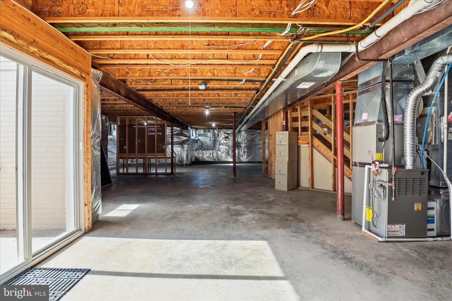 11021 WINDING BROOK CT, MANASSAS, Virginia 20111, 4 Bedrooms Bedrooms, ,2 BathroomsBathrooms,Residential,For sale,11021 WINDING BROOK CT,VAPW2111390 MLS # VAPW2111390