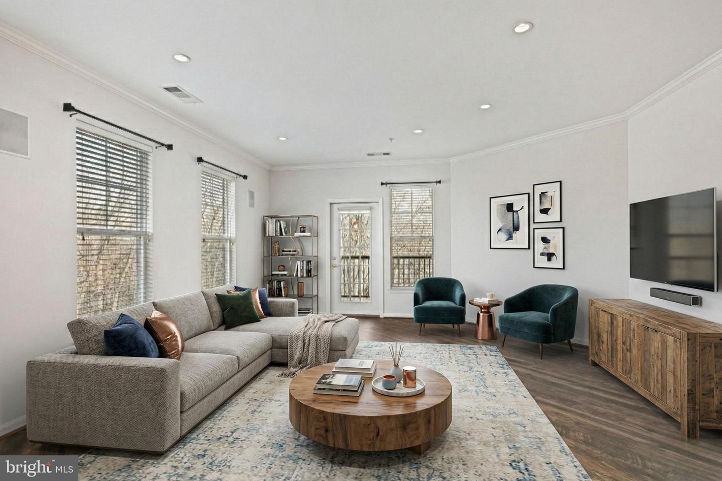 815 BRANCH DR #207, HERNDON, Virginia 20170, 2 Bedrooms Bedrooms, ,2 BathroomsBathrooms,Residential,For sale,815 BRANCH DR #207,VAFX2289086 MLS # VAFX2289086