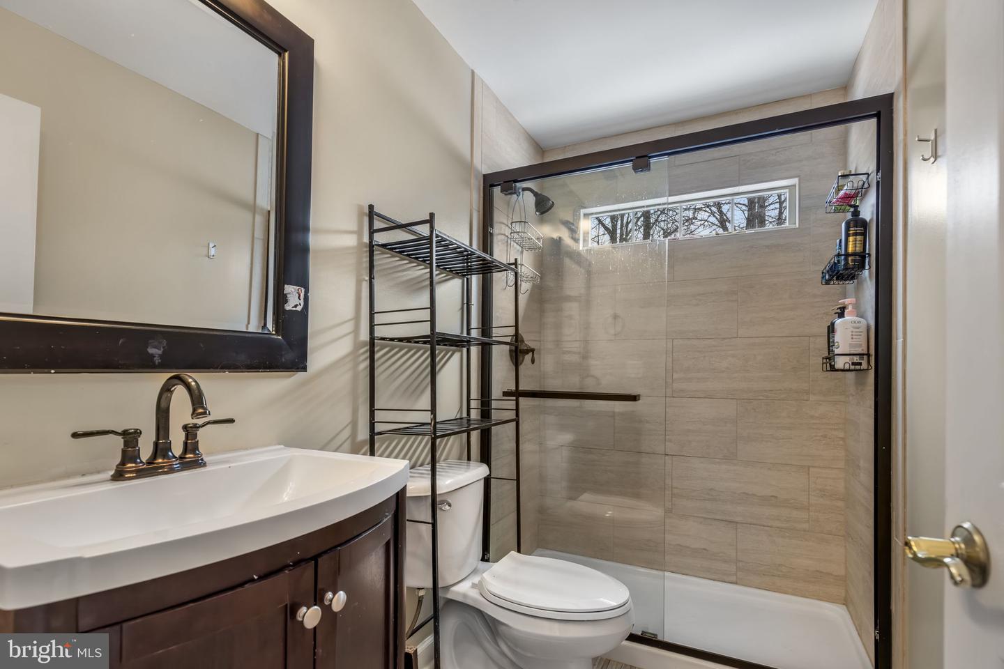 110 KANE WAY, STAFFORD, Virginia 22556, 5 Bedrooms Bedrooms, ,3 BathroomsBathrooms,Residential,For sale,110 KANE WAY,VAST2045836 MLS # VAST2045836