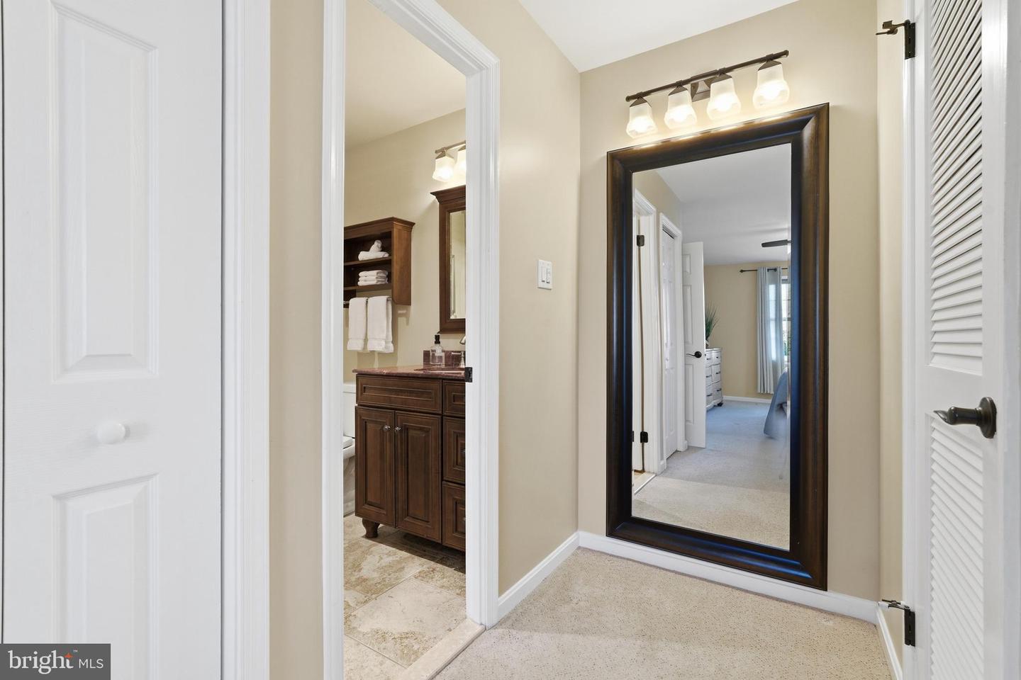 9424 PARK HUNT CT, SPRINGFIELD, Virginia 22153, 4 Bedrooms Bedrooms, ,2 BathroomsBathrooms,Residential,For sale,9424 PARK HUNT CT,VAFX2289548 MLS # VAFX2289548