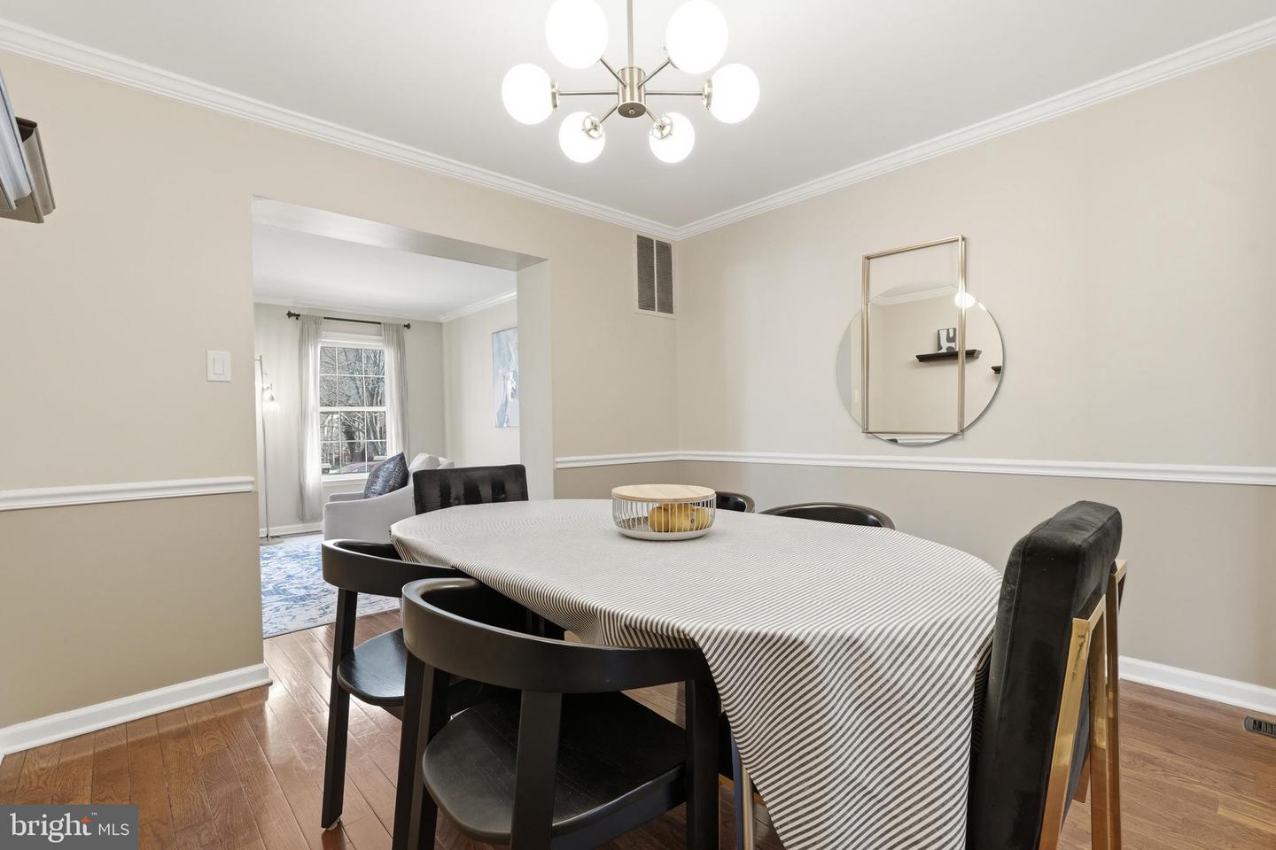 9424 PARK HUNT CT, SPRINGFIELD, Virginia 22153, 4 Bedrooms Bedrooms, ,2 BathroomsBathrooms,Residential,For sale,9424 PARK HUNT CT,VAFX2289548 MLS # VAFX2289548