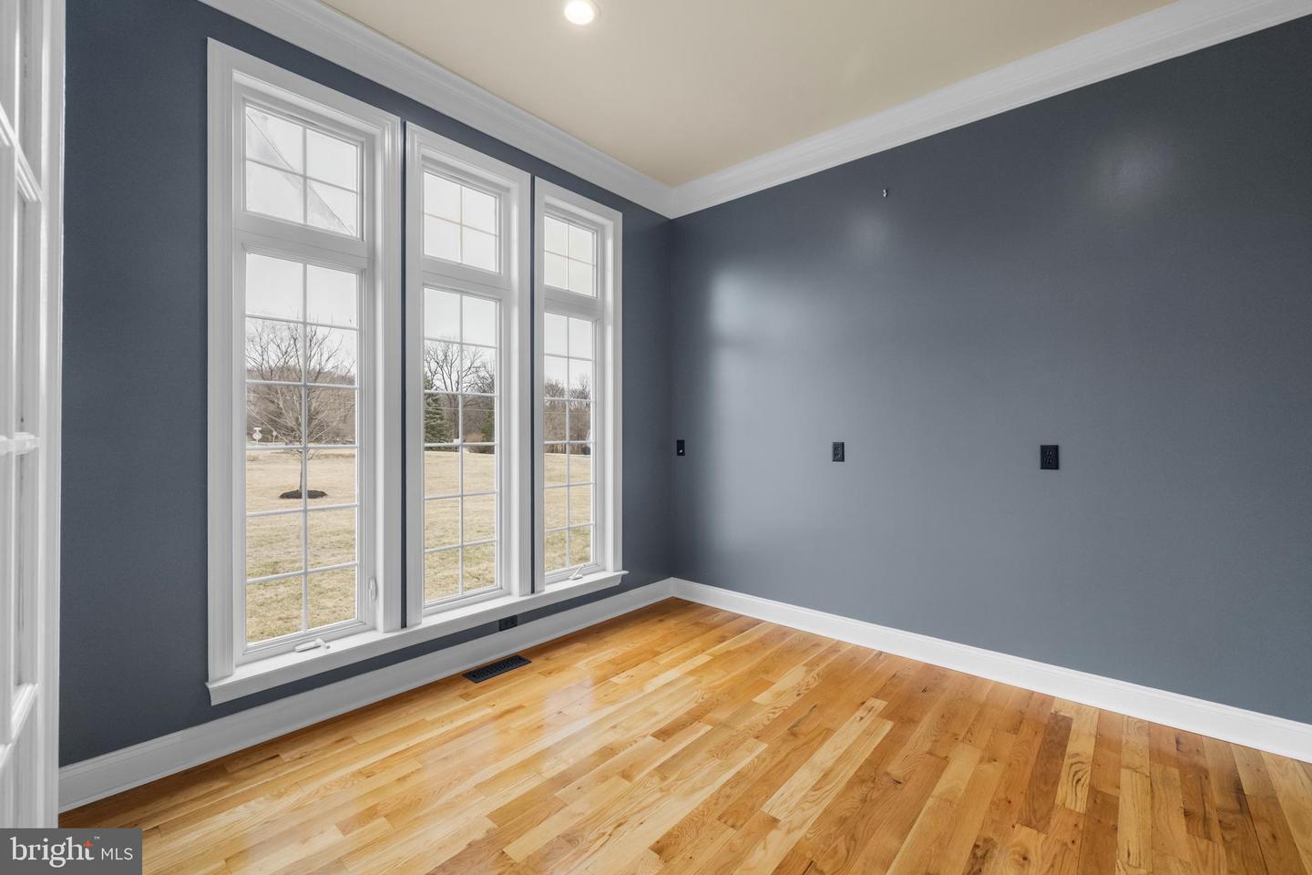 240 GLENDOBBIN RD, WINCHESTER, Virginia 22603, 6 Bedrooms Bedrooms, ,3 BathroomsBathrooms,Residential,For sale,240 GLENDOBBIN RD,VAFV2039472 MLS # VAFV2039472