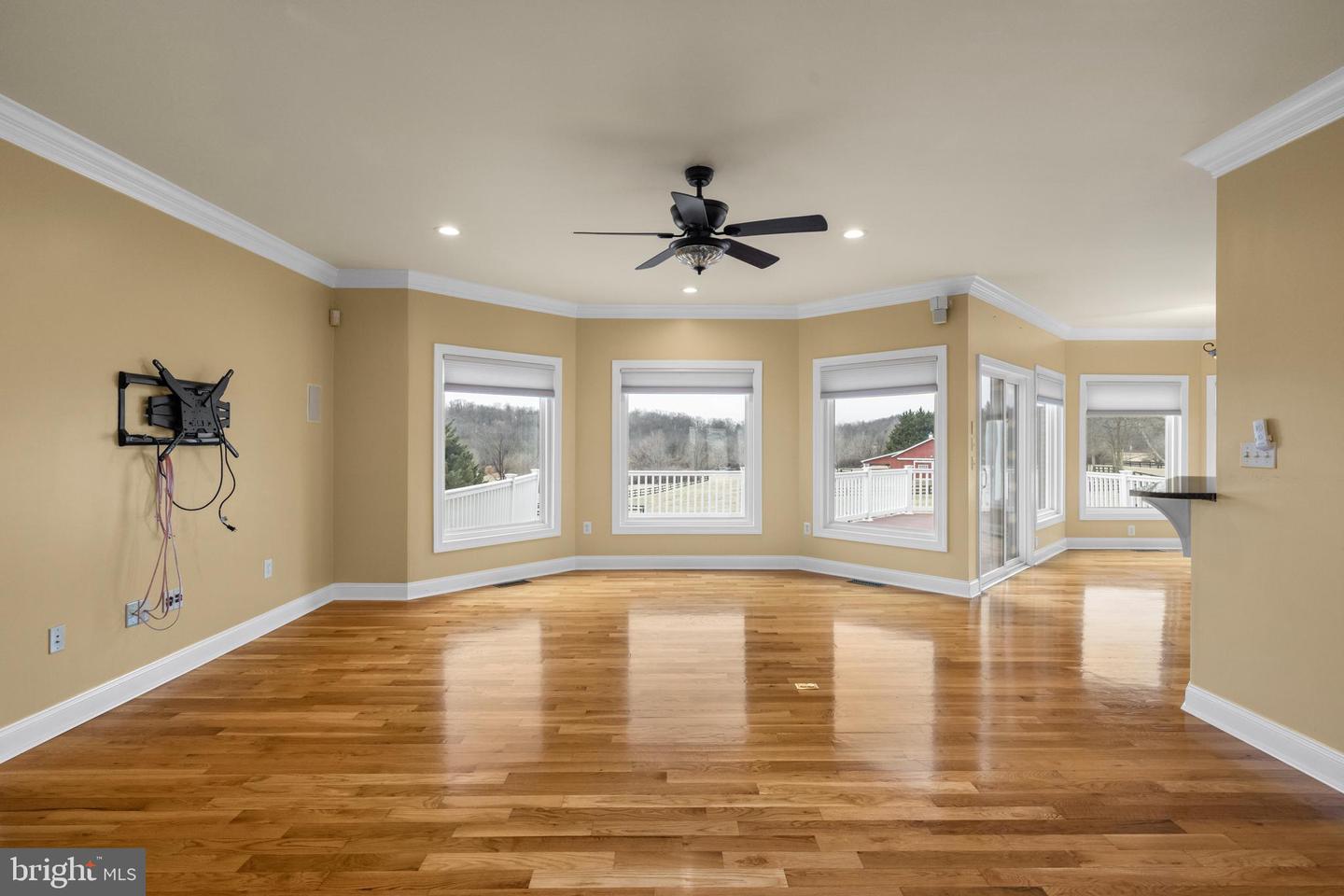 240 GLENDOBBIN RD, WINCHESTER, Virginia 22603, 6 Bedrooms Bedrooms, ,3 BathroomsBathrooms,Residential,For sale,240 GLENDOBBIN RD,VAFV2039472 MLS # VAFV2039472