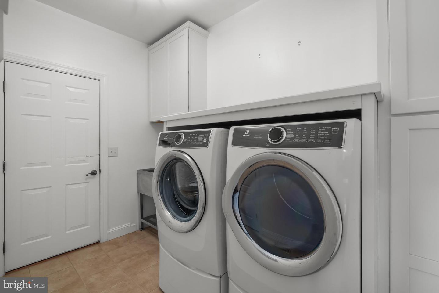 240 GLENDOBBIN RD, WINCHESTER, Virginia 22603, 6 Bedrooms Bedrooms, ,3 BathroomsBathrooms,Residential,For sale,240 GLENDOBBIN RD,VAFV2039472 MLS # VAFV2039472