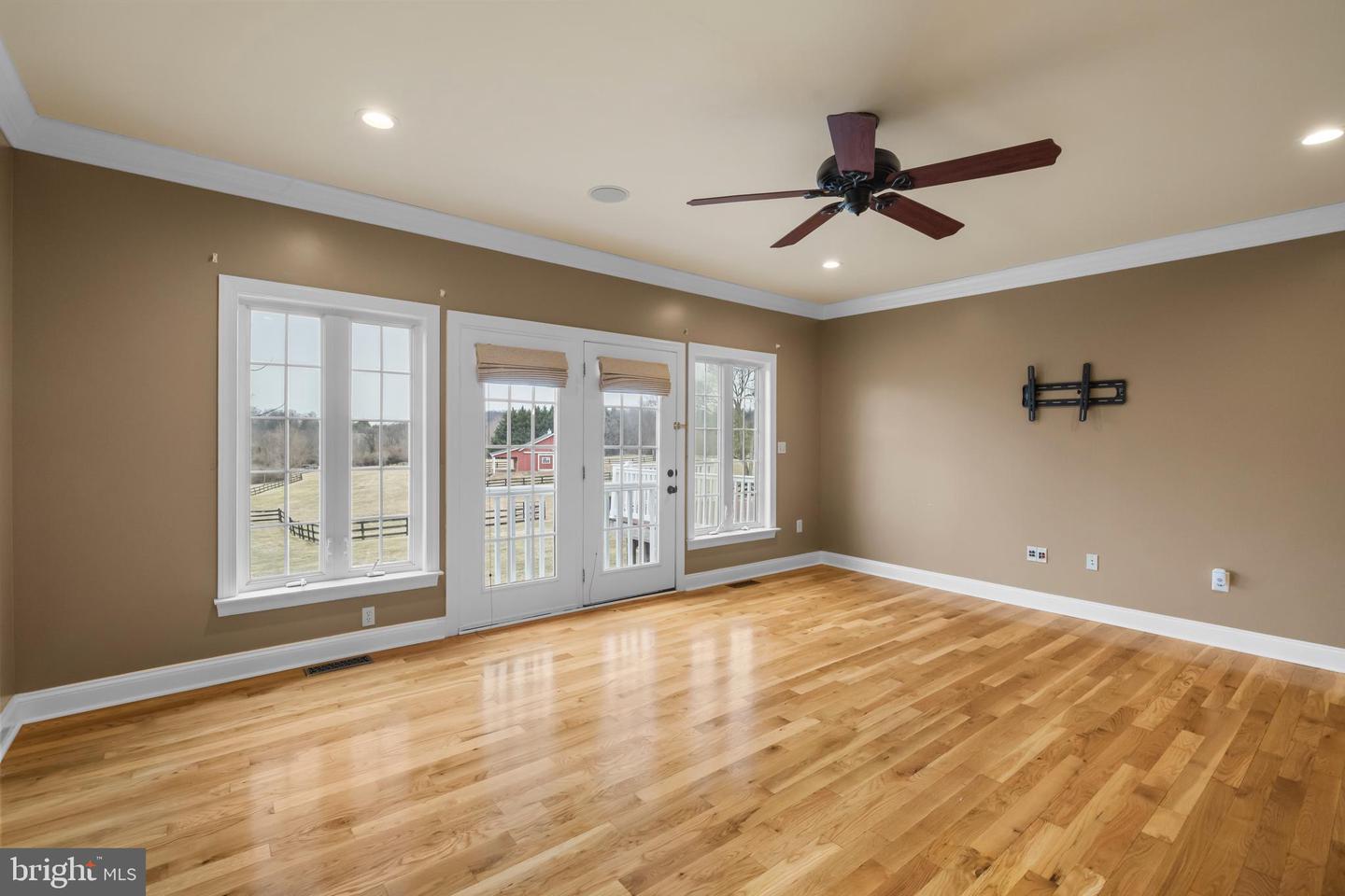 240 GLENDOBBIN RD, WINCHESTER, Virginia 22603, 6 Bedrooms Bedrooms, ,3 BathroomsBathrooms,Residential,For sale,240 GLENDOBBIN RD,VAFV2039472 MLS # VAFV2039472