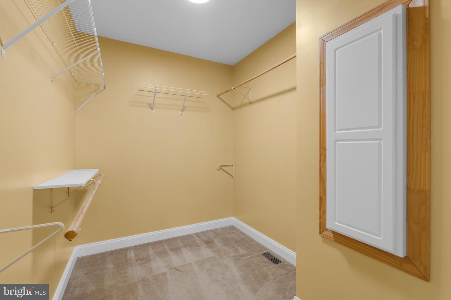 240 GLENDOBBIN RD, WINCHESTER, Virginia 22603, 6 Bedrooms Bedrooms, ,3 BathroomsBathrooms,Residential,For sale,240 GLENDOBBIN RD,VAFV2039472 MLS # VAFV2039472