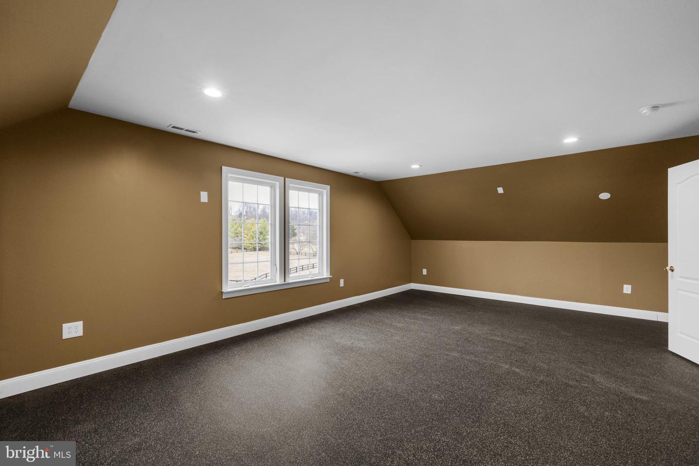 240 GLENDOBBIN RD, WINCHESTER, Virginia 22603, 6 Bedrooms Bedrooms, ,3 BathroomsBathrooms,Residential,For sale,240 GLENDOBBIN RD,VAFV2039472 MLS # VAFV2039472