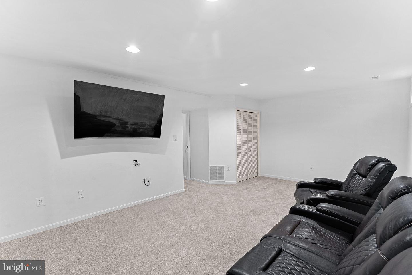 46796 FAIR GROVE SQ, STERLING, Virginia 20164, 3 Bedrooms Bedrooms, ,3 BathroomsBathrooms,Residential,For sale,46796 FAIR GROVE SQ,VALO2115552 MLS # VALO2115552