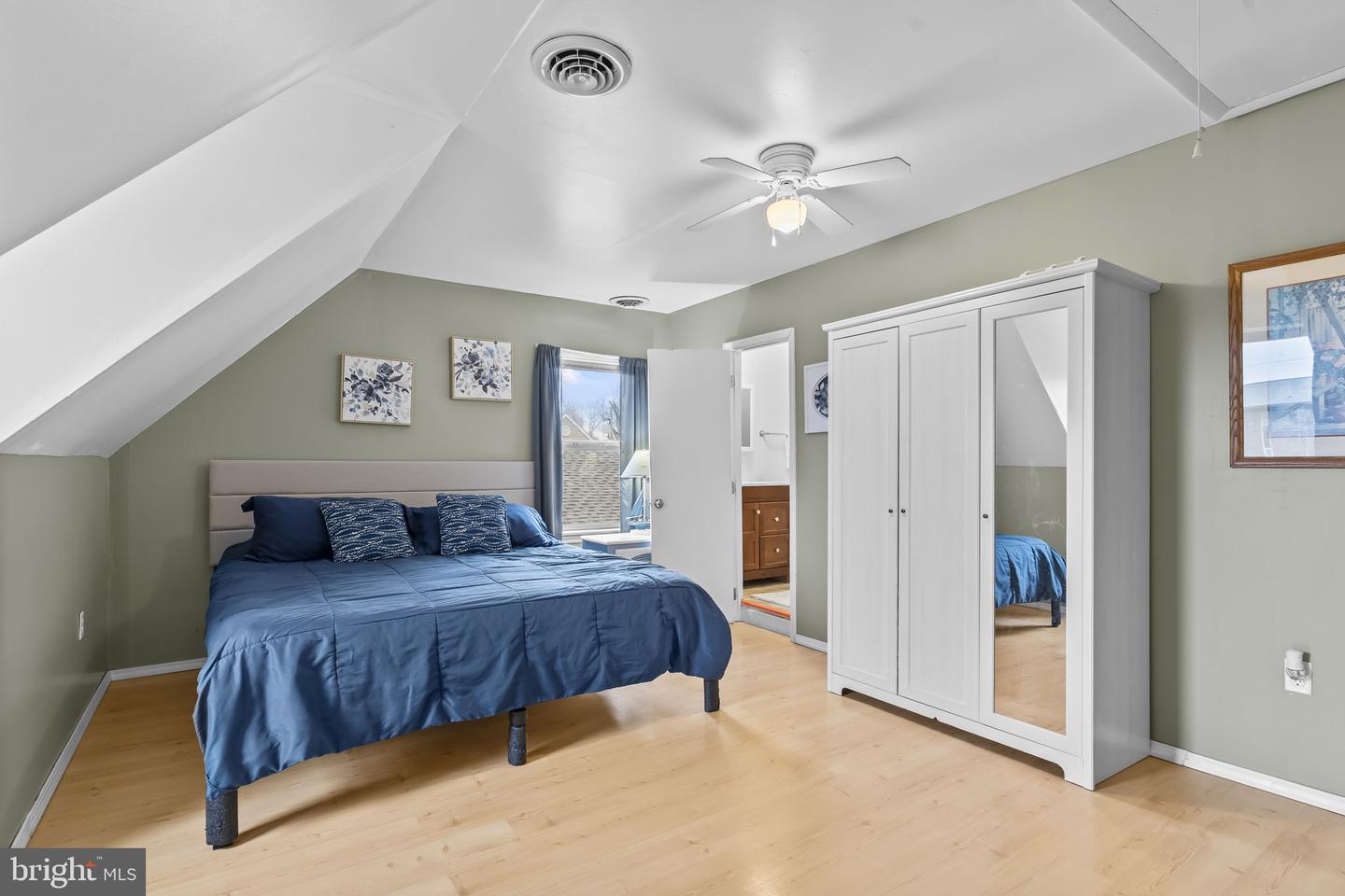 916 BRYANT AVE, COLONIAL BEACH, Virginia 22443, 4 Bedrooms Bedrooms, ,2 BathroomsBathrooms,Residential,For sale,916 BRYANT AVE,VAWE2010502 MLS # VAWE2010502