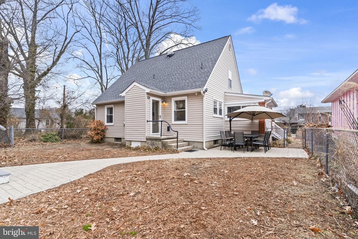 916 BRYANT AVE, COLONIAL BEACH, Virginia 22443, 4 Bedrooms Bedrooms, ,2 BathroomsBathrooms,Residential,For sale,916 BRYANT AVE,VAWE2010502 MLS # VAWE2010502