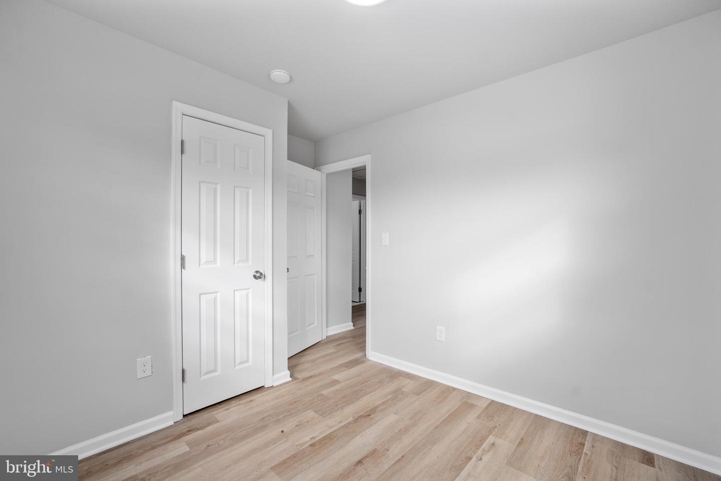 14220 BREMERTON DR, WOODBRIDGE, Virginia 22193, 6 Bedrooms Bedrooms, ,2 BathroomsBathrooms,Residential,For sale,14220 BREMERTON DR,VAPW2112310 MLS # VAPW2112310