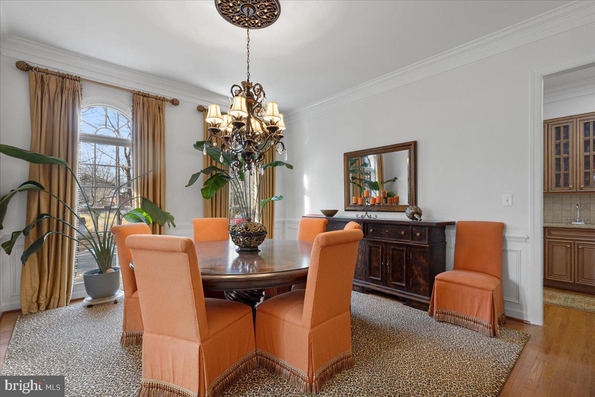 6424 RECREATION LN, FALLS CHURCH, Virginia 22041, 5 Bedrooms Bedrooms, ,5 BathroomsBathrooms,Residential,For sale,6424 RECREATION LN,VAFX2290522 MLS # VAFX2290522