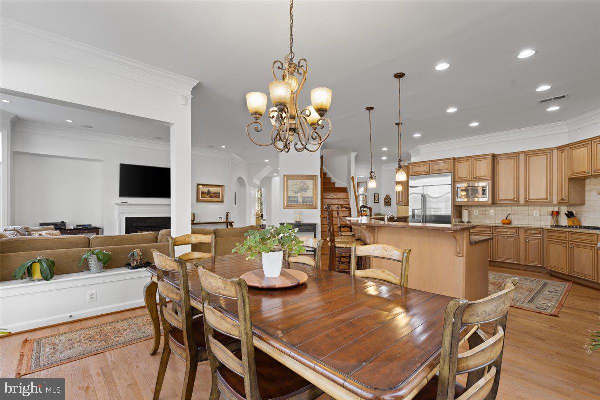 6424 RECREATION LN, FALLS CHURCH, Virginia 22041, 5 Bedrooms Bedrooms, ,5 BathroomsBathrooms,Residential,For sale,6424 RECREATION LN,VAFX2290522 MLS # VAFX2290522