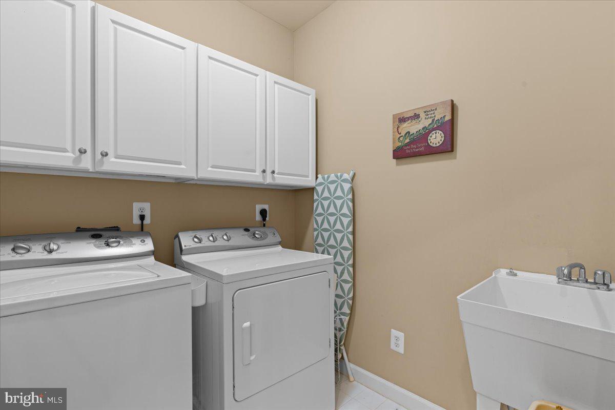 6424 RECREATION LN, FALLS CHURCH, Virginia 22041, 5 Bedrooms Bedrooms, ,5 BathroomsBathrooms,Residential,For sale,6424 RECREATION LN,VAFX2290522 MLS # VAFX2290522