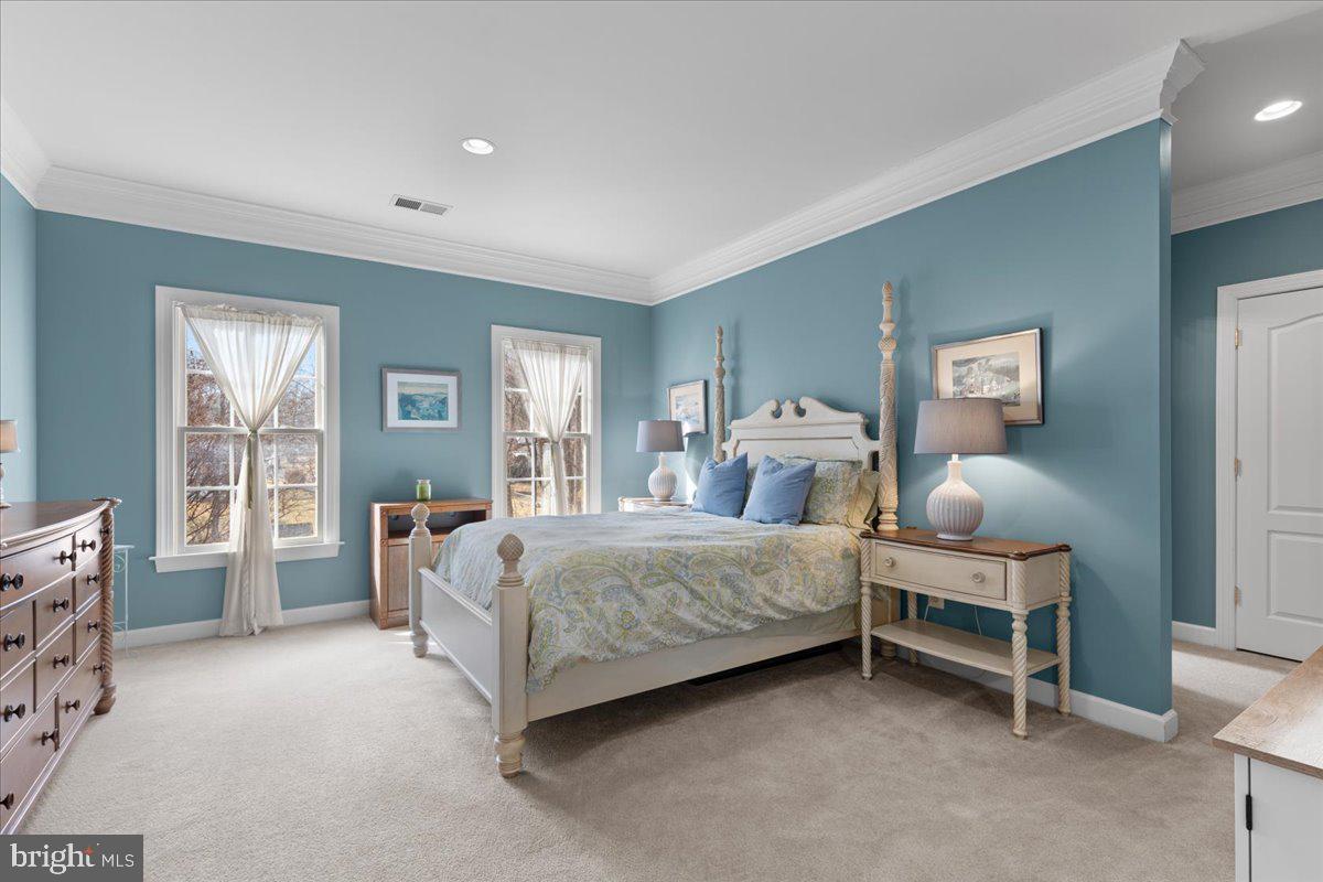 6424 RECREATION LN, FALLS CHURCH, Virginia 22041, 5 Bedrooms Bedrooms, ,5 BathroomsBathrooms,Residential,For sale,6424 RECREATION LN,VAFX2290522 MLS # VAFX2290522