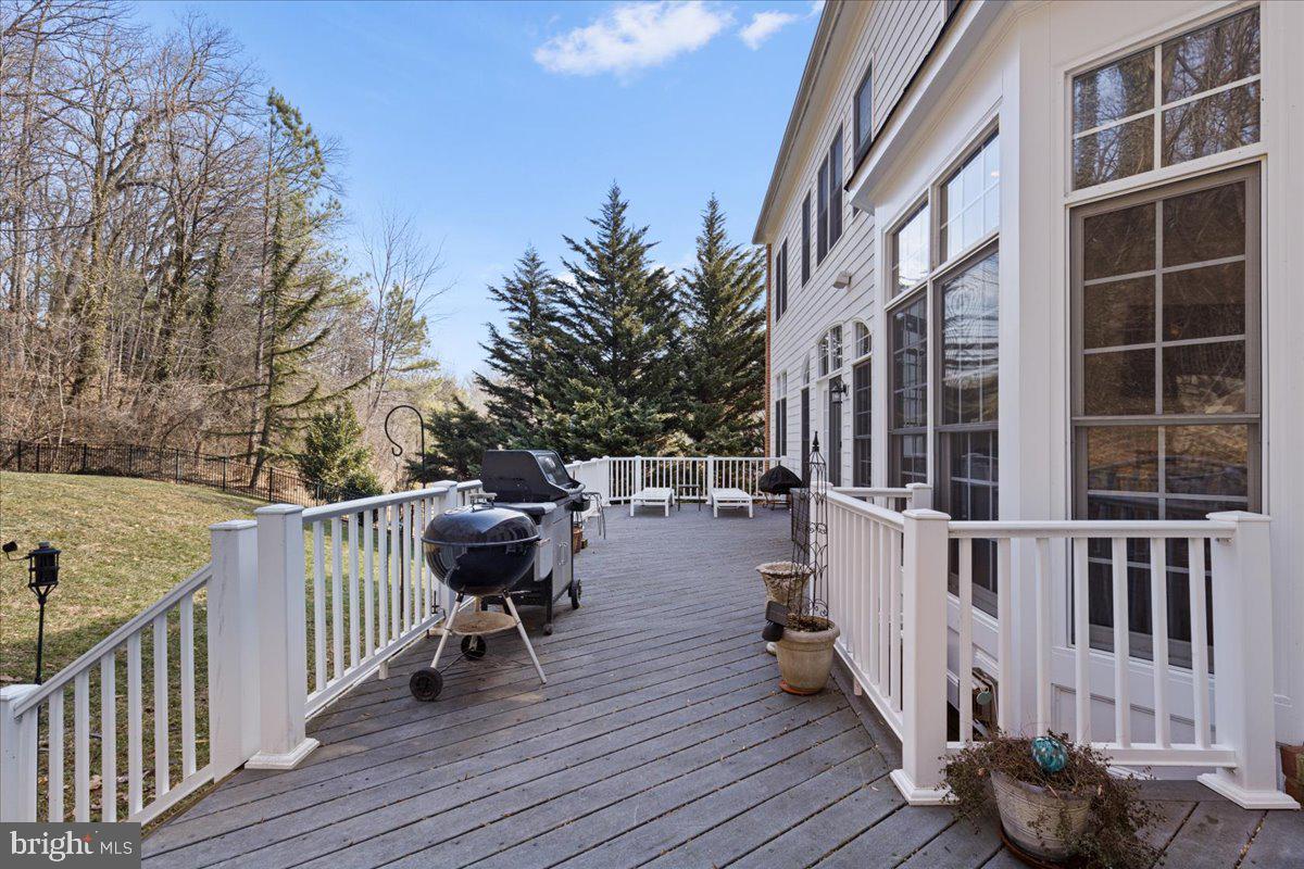 6424 RECREATION LN, FALLS CHURCH, Virginia 22041, 5 Bedrooms Bedrooms, ,5 BathroomsBathrooms,Residential,For sale,6424 RECREATION LN,VAFX2290522 MLS # VAFX2290522