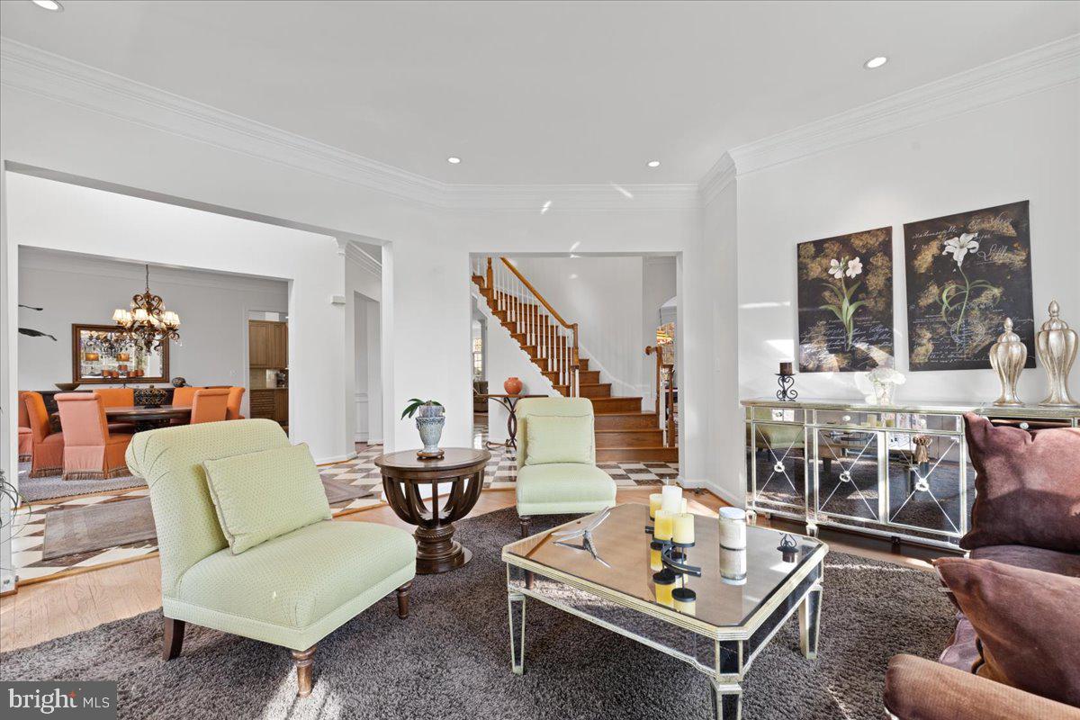 6424 RECREATION LN, FALLS CHURCH, Virginia 22041, 5 Bedrooms Bedrooms, ,5 BathroomsBathrooms,Residential,For sale,6424 RECREATION LN,VAFX2290522 MLS # VAFX2290522