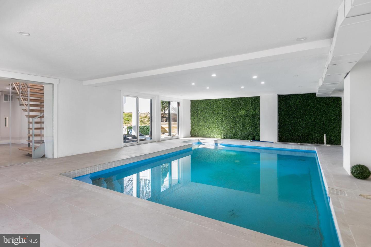 2100 S PIERCE ST, ARLINGTON, Virginia 22202, 5 Bedrooms Bedrooms, ,6 BathroomsBathrooms,Residential,For sale,2100 S PIERCE ST,VAAR2068878 MLS # VAAR2068878