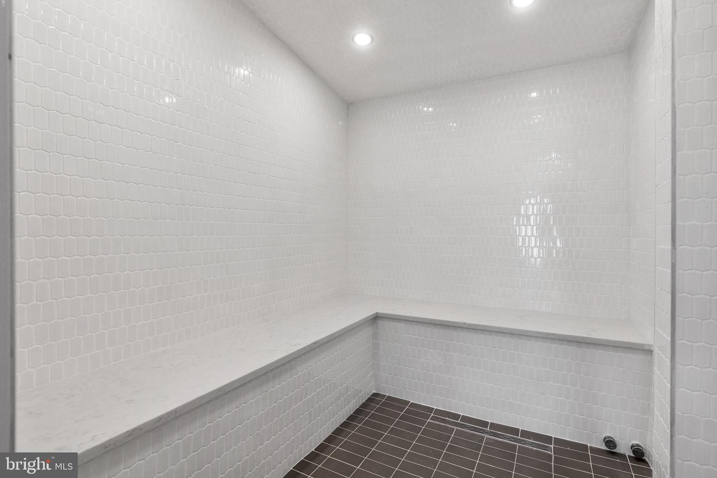 2100 S PIERCE ST, ARLINGTON, Virginia 22202, 5 Bedrooms Bedrooms, ,6 BathroomsBathrooms,Residential,For sale,2100 S PIERCE ST,VAAR2068878 MLS # VAAR2068878