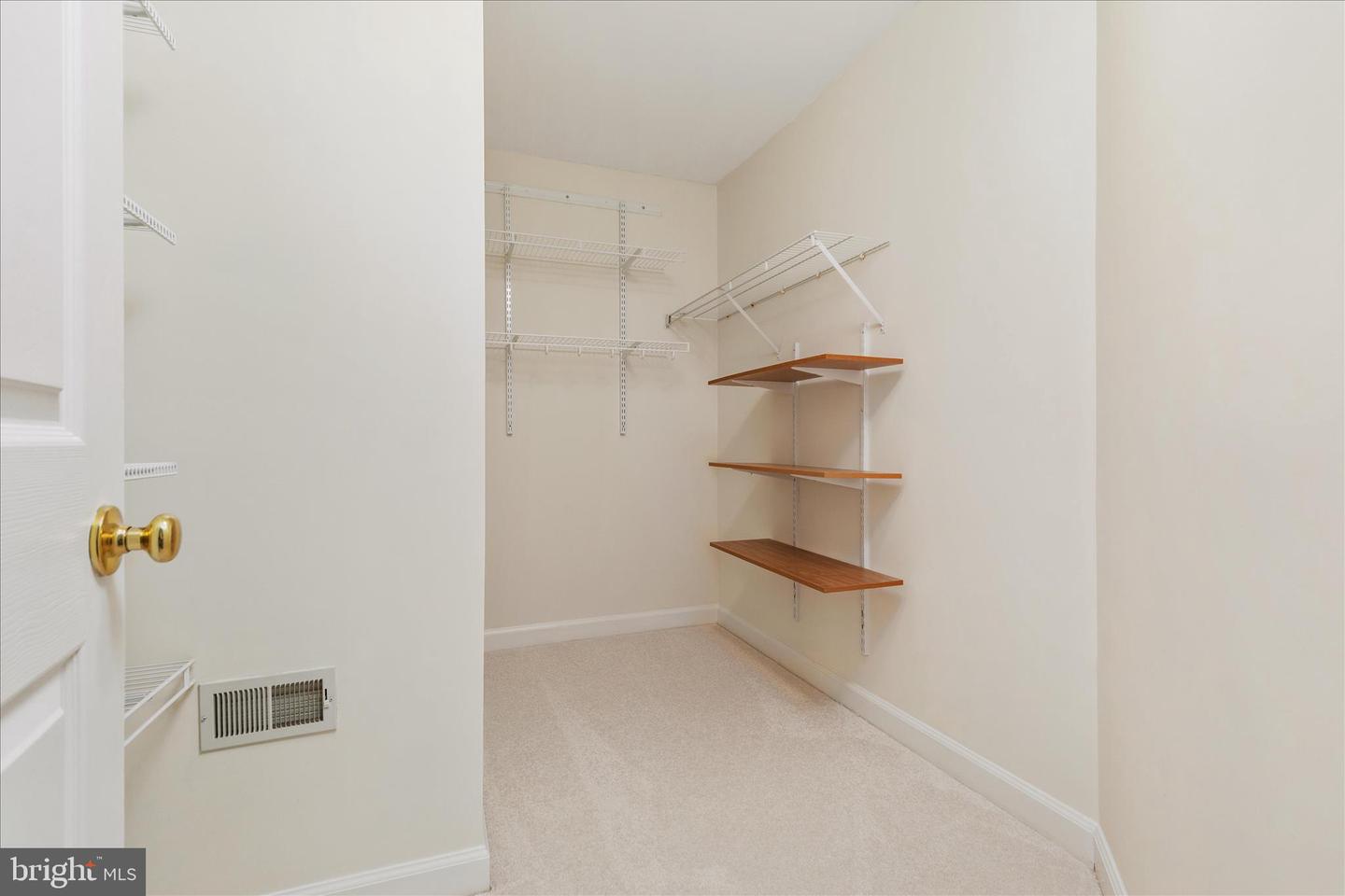 43331 RITTER LANE, SOUTH RIDING, Virginia 20152, 4 Bedrooms Bedrooms, ,3 BathroomsBathrooms,Residential,For sale,43331 RITTER LANE,VALO2115870 MLS # VALO2115870 43331 RITTER LANE, SOUTH RIDING, Virginia 20152, 4 Bedrooms Bedrooms, ,3 BathroomsBathrooms,Residential,For sale,43331 RITTER LANE,VALO2115870 MLS # VALO2115870