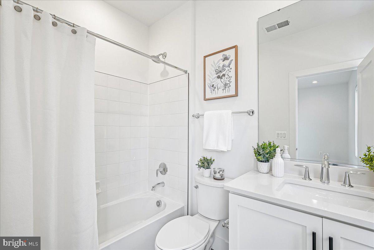 25000 FALLING BROOK CIR, ALDIE, Virginia 20105, 6 Bedrooms Bedrooms, ,6 BathroomsBathrooms,Residential,For sale,25000 FALLING BROOK CIR,VALO2115920 MLS # VALO2115920 25000 FALLING BROOK CIR, ALDIE, Virginia 20105, 6 Bedrooms Bedrooms, ,6 BathroomsBathrooms,Residential,For sale,25000 FALLING BROOK CIR,VALO2115920 MLS # VALO2115920