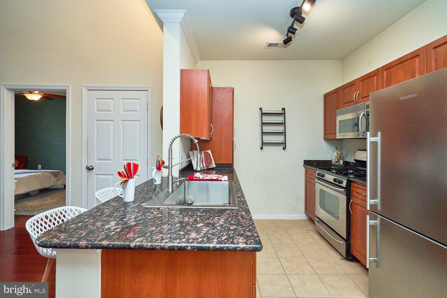 12953 CENTRE PARK CIR #417, HERNDON, Virginia 20171, 2 Bedrooms Bedrooms, ,2 BathroomsBathrooms,Residential,For sale,12953 CENTRE PARK CIR #417,VAFX2291112 MLS # VAFX2291112