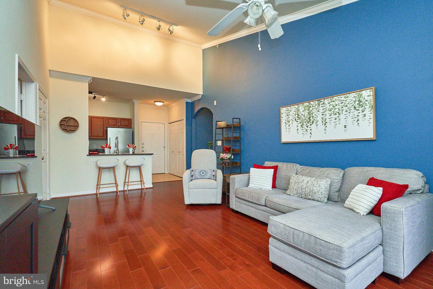 12953 CENTRE PARK CIR #417, HERNDON, Virginia 20171, 2 Bedrooms Bedrooms, ,2 BathroomsBathrooms,Residential,For sale,12953 CENTRE PARK CIR #417,VAFX2291112 MLS # VAFX2291112