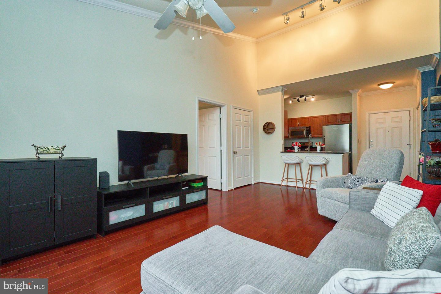 12953 CENTRE PARK CIR #417, HERNDON, Virginia 20171, 2 Bedrooms Bedrooms, ,2 BathroomsBathrooms,Residential,For sale,12953 CENTRE PARK CIR #417,VAFX2291112 MLS # VAFX2291112