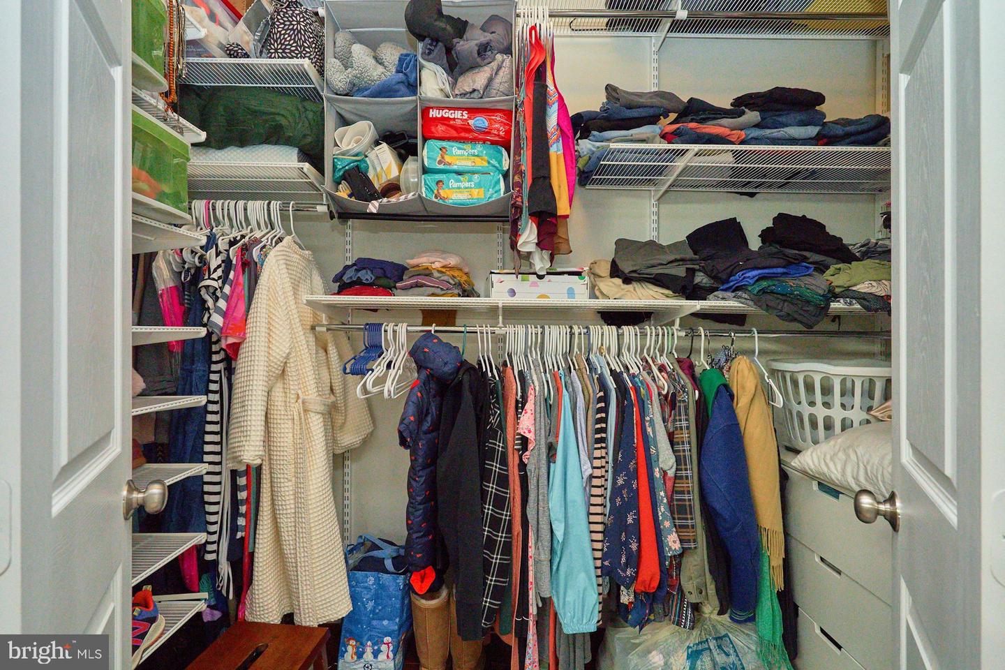 12953 CENTRE PARK CIR #417, HERNDON, Virginia 20171, 2 Bedrooms Bedrooms, ,2 BathroomsBathrooms,Residential,For sale,12953 CENTRE PARK CIR #417,VAFX2291112 MLS # VAFX2291112