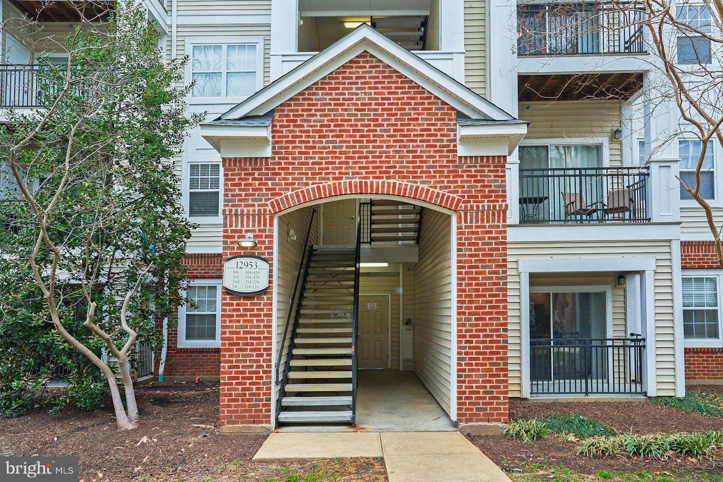 12953 CENTRE PARK CIR #417, HERNDON, Virginia 20171, 2 Bedrooms Bedrooms, ,2 BathroomsBathrooms,Residential,For sale,12953 CENTRE PARK CIR #417,VAFX2291112 MLS # VAFX2291112