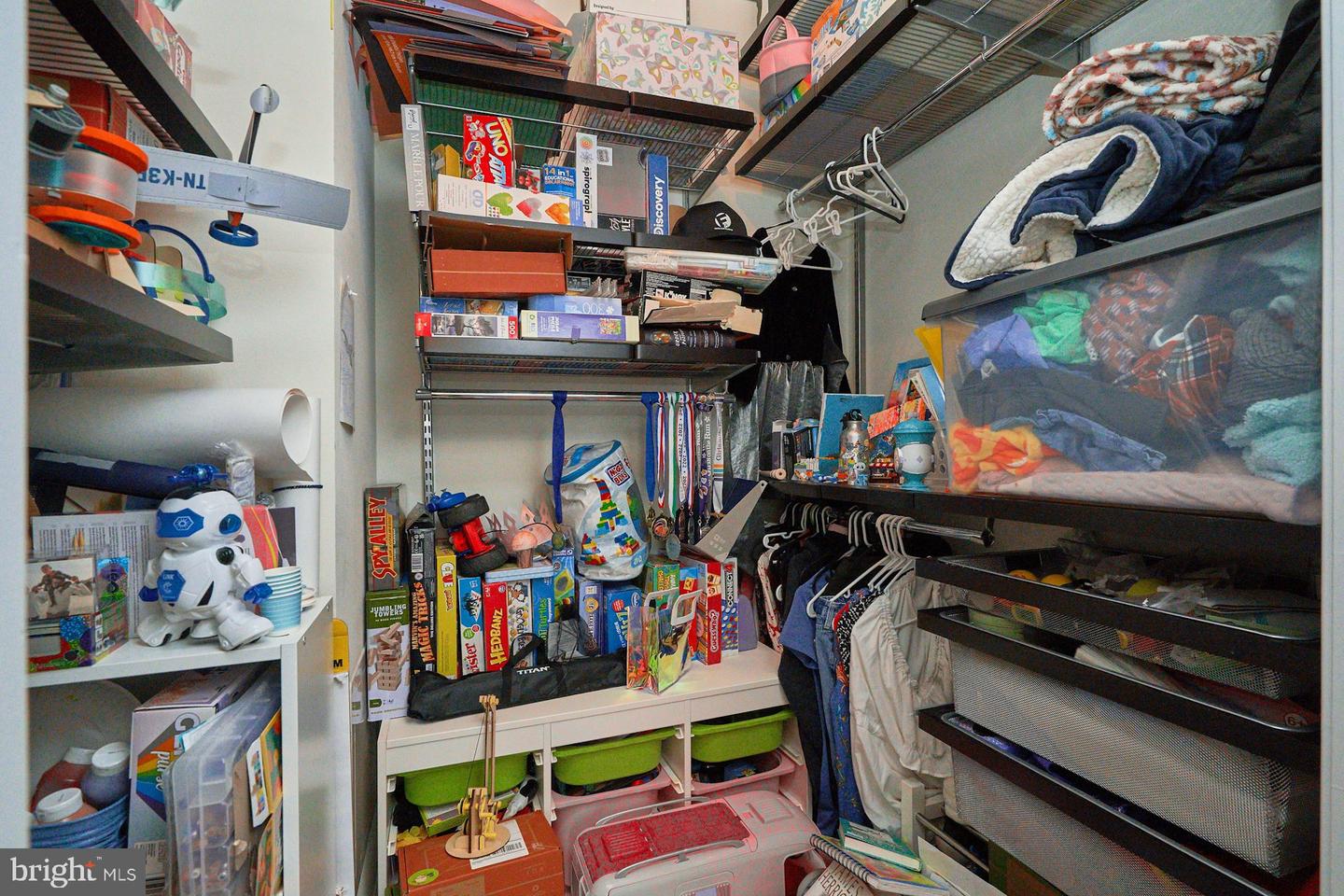 12953 CENTRE PARK CIR #417, HERNDON, Virginia 20171, 2 Bedrooms Bedrooms, ,2 BathroomsBathrooms,Residential,For sale,12953 CENTRE PARK CIR #417,VAFX2291112 MLS # VAFX2291112