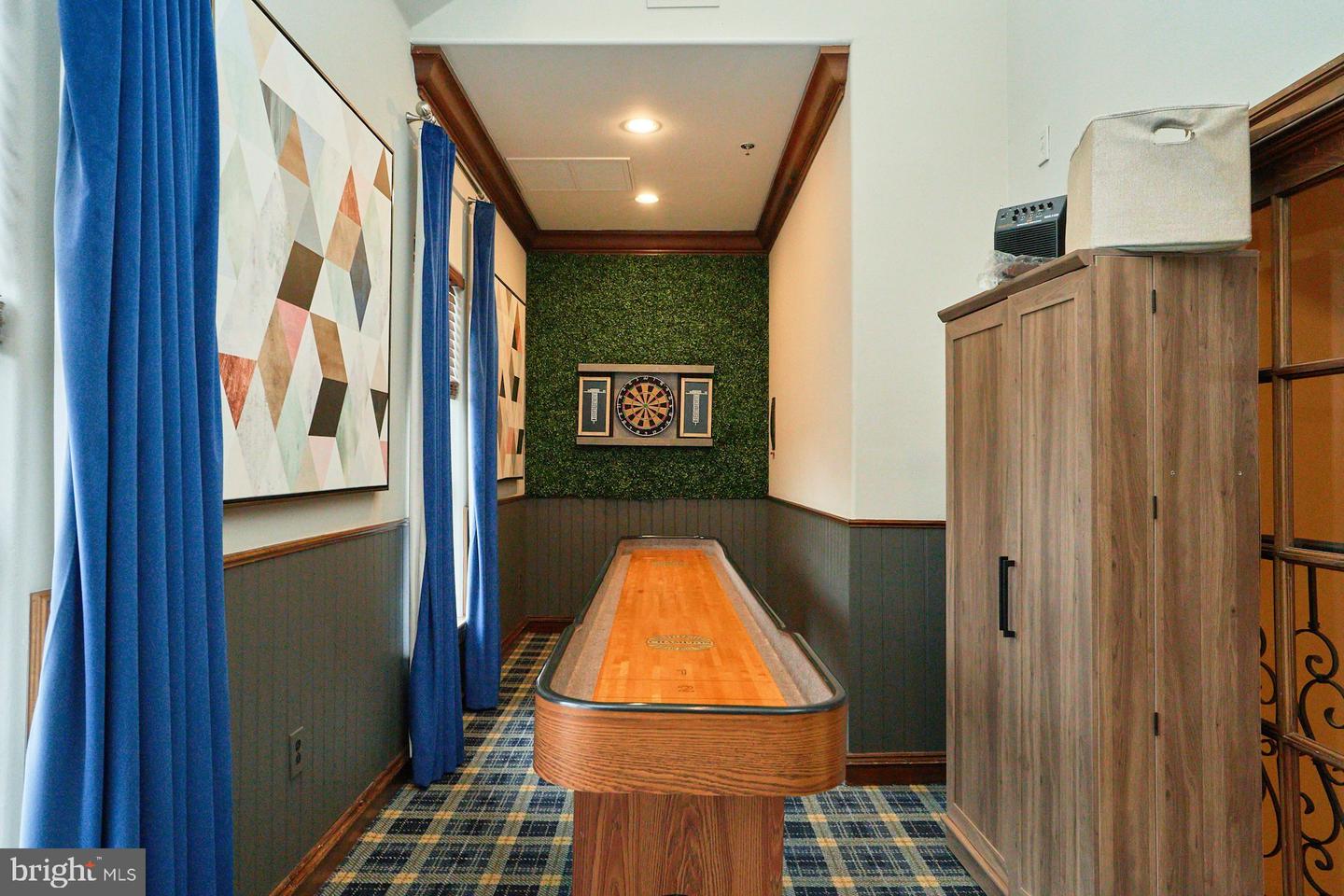 12953 CENTRE PARK CIR #417, HERNDON, Virginia 20171, 2 Bedrooms Bedrooms, ,2 BathroomsBathrooms,Residential,For sale,12953 CENTRE PARK CIR #417,VAFX2291112 MLS # VAFX2291112