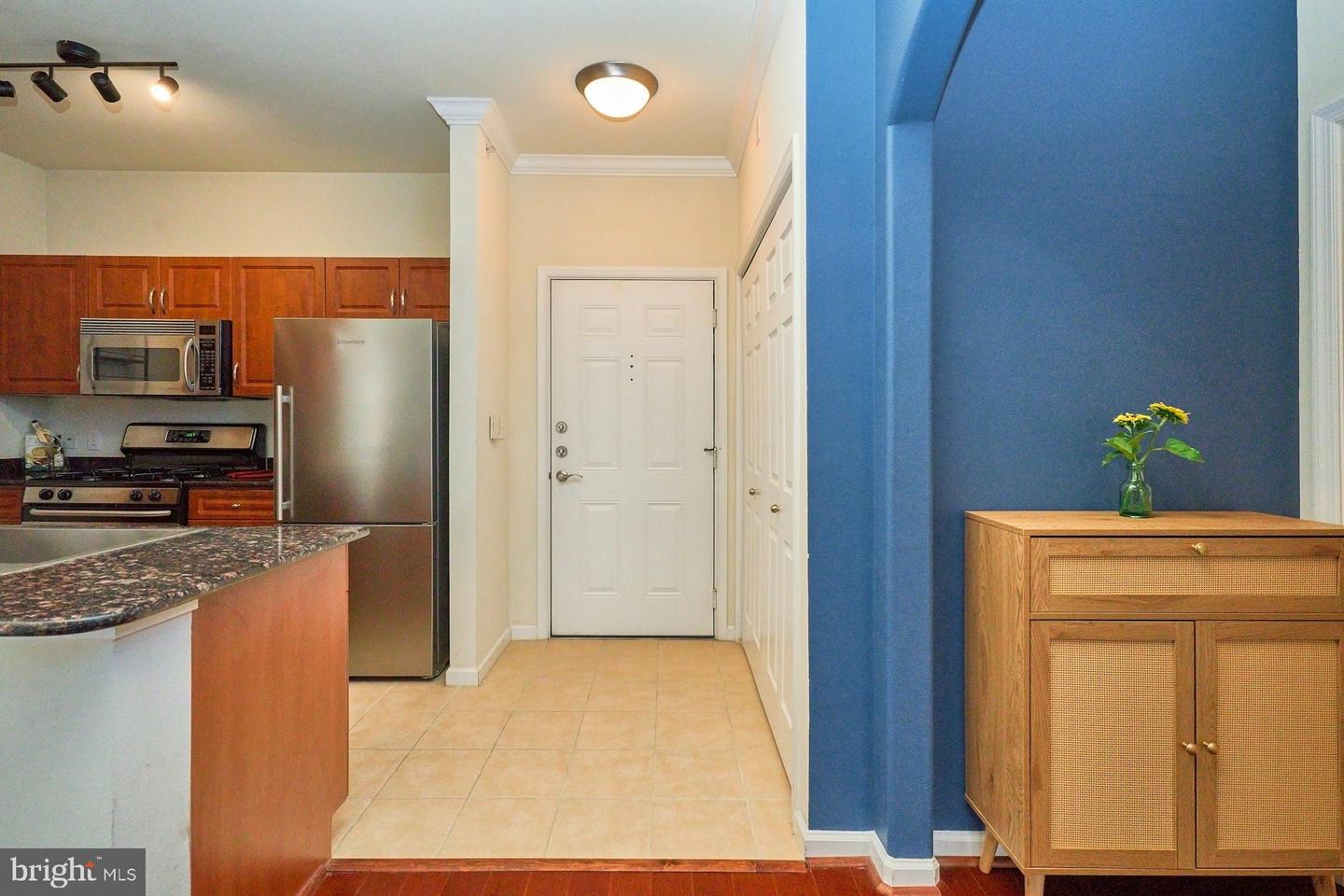 12953 CENTRE PARK CIR #417, HERNDON, Virginia 20171, 2 Bedrooms Bedrooms, ,2 BathroomsBathrooms,Residential,For sale,12953 CENTRE PARK CIR #417,VAFX2291112 MLS # VAFX2291112