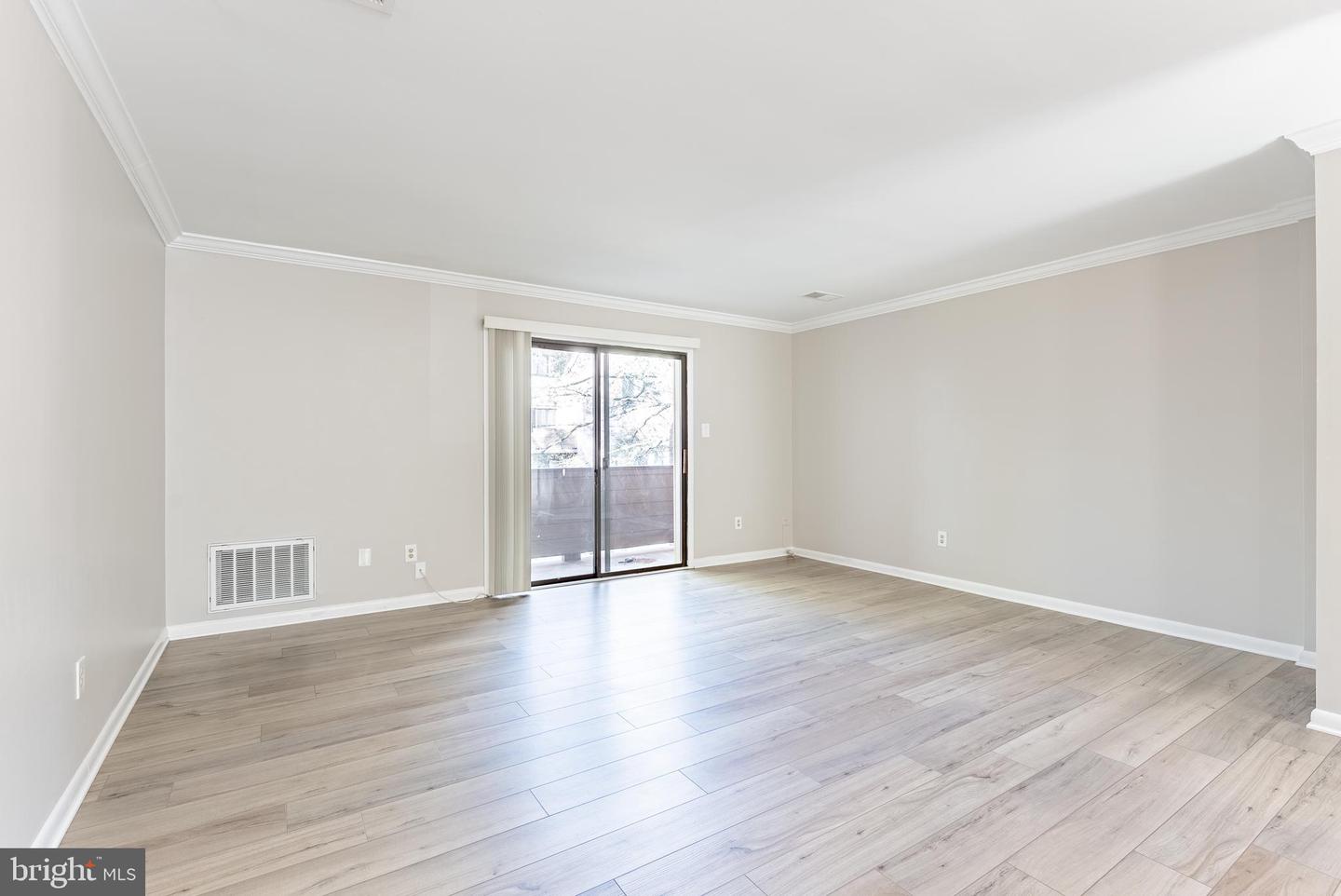 3708-A STEPPES CT, FALLS CHURCH, Virginia 22041, 2 Bedrooms Bedrooms, ,2 BathroomsBathrooms,Residential,For sale,3708-A STEPPES CT,VAFX2291134 MLS # VAFX2291134