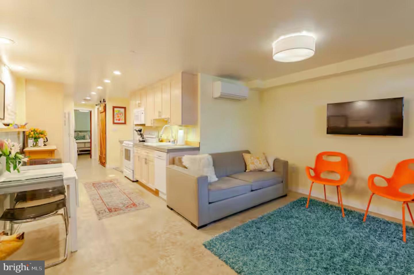 33 Q ST NE, WASHINGTON, District Of Columbia 20002, 4 Bedrooms Bedrooms, ,3 BathroomsBathrooms,Residential,For sale,33 Q ST NE,DCDC2246494 MLS # DCDC2246494 33 Q ST NE, WASHINGTON, District Of Columbia 20002, 4 Bedrooms Bedrooms, ,3 BathroomsBathrooms,Residential,For sale,33 Q ST NE,DCDC2246494 MLS # DCDC2246494