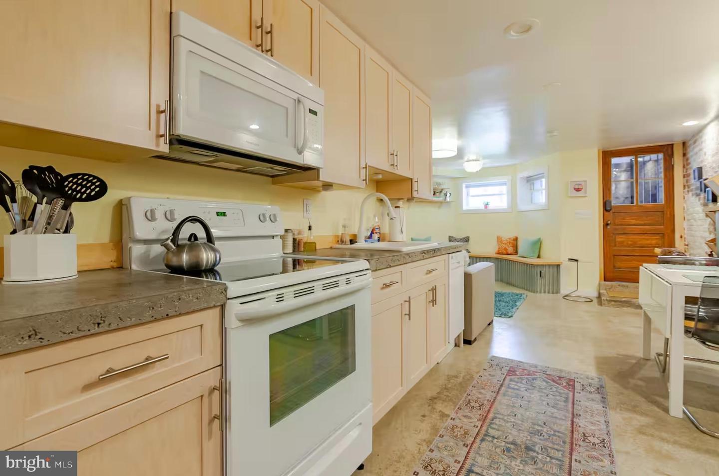 33 Q ST NE, WASHINGTON, District Of Columbia 20002, 4 Bedrooms Bedrooms, ,3 BathroomsBathrooms,Residential,For sale,33 Q ST NE,DCDC2246494 MLS # DCDC2246494 33 Q ST NE, WASHINGTON, District Of Columbia 20002, 4 Bedrooms Bedrooms, ,3 BathroomsBathrooms,Residential,For sale,33 Q ST NE,DCDC2246494 MLS # DCDC2246494